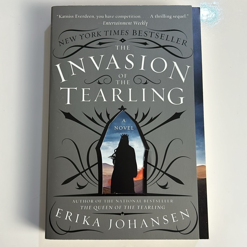 The Queen of the Tearling Book Trilogy by Erika Johansen (Excellent condition) - Picture 3 of 5